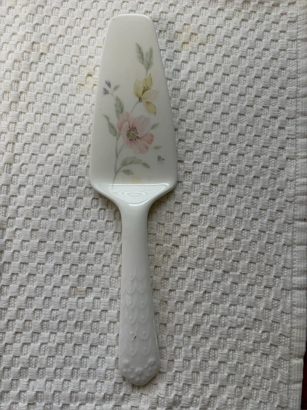 Porcelain Floral Cake Server - White with Pink Flower